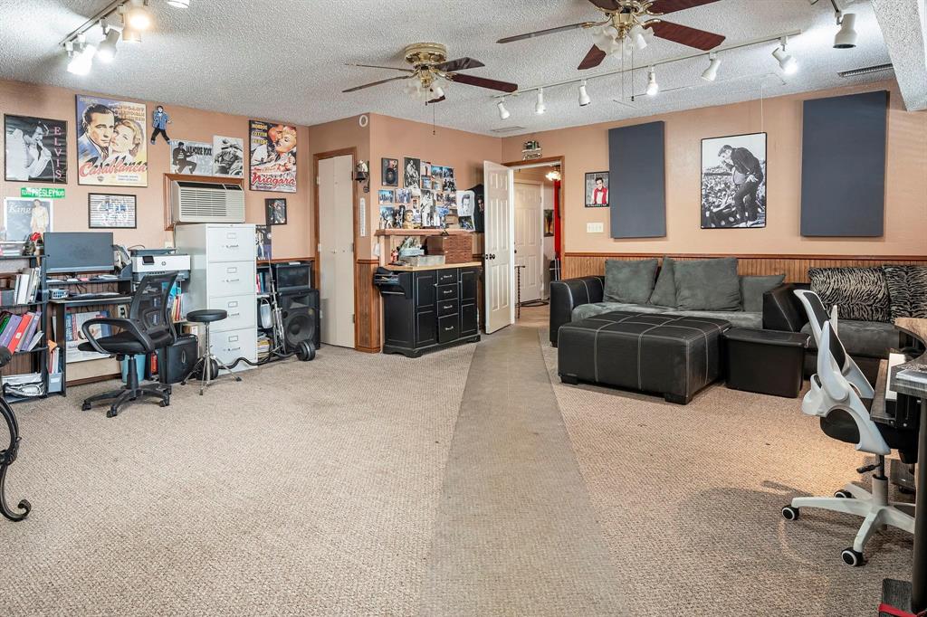 Crenshaw - Residential