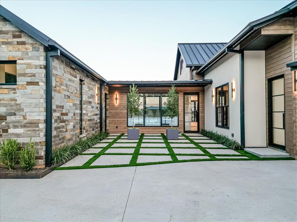 1014 Chaparrel Lane