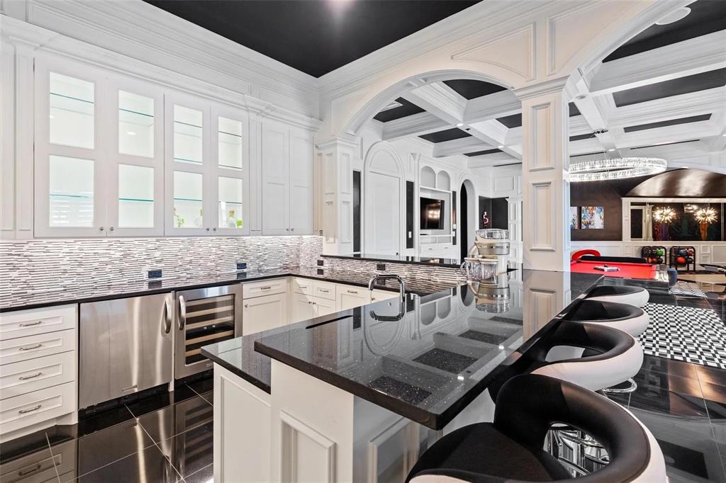 Old Orchard Country Estate Unrec - Residential