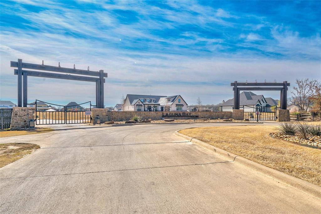 Laguna Bay - Residential