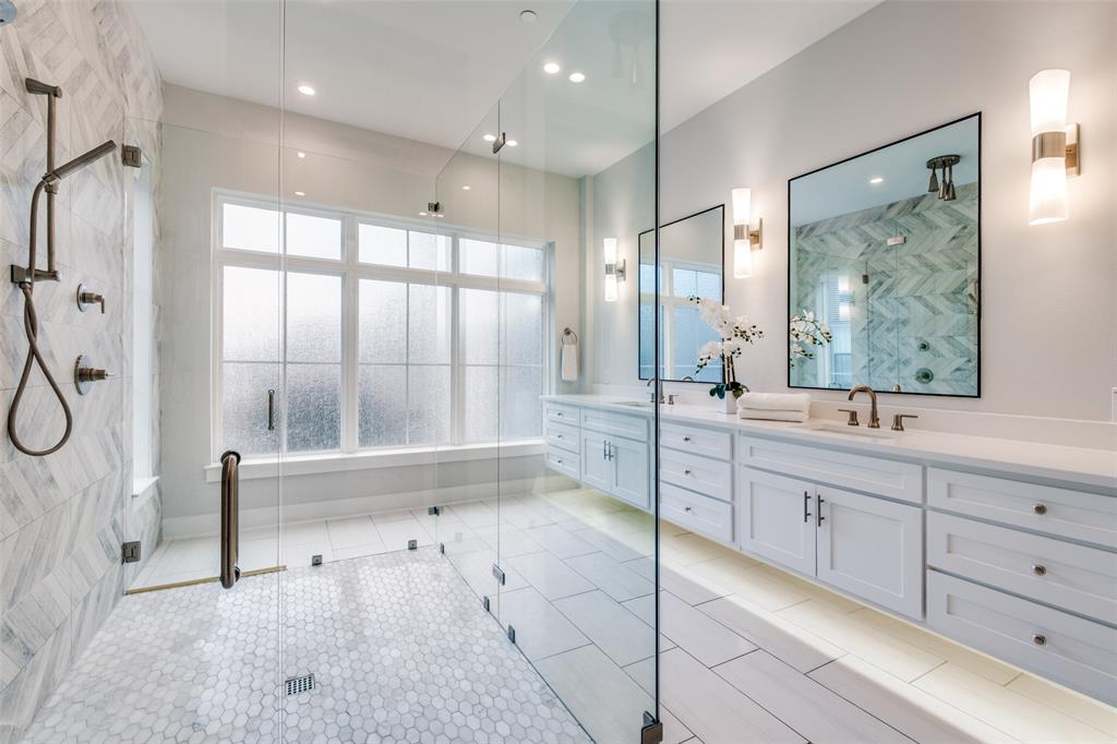 Ross Ave Brownstones - Residential