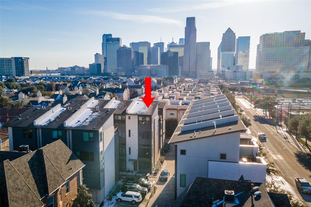 Ross Ave Brownstones - Residential