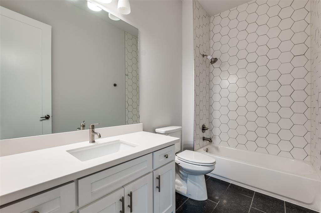 Ross Ave Brownstones - Residential