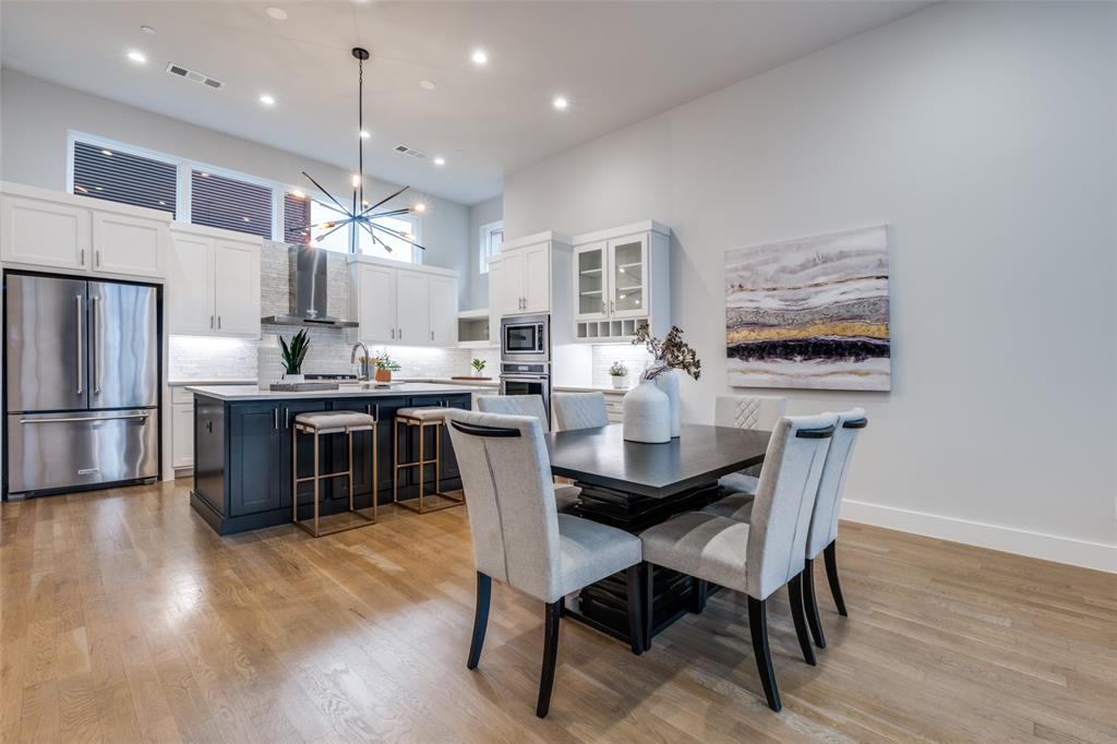 Ross Ave Brownstones - Residential