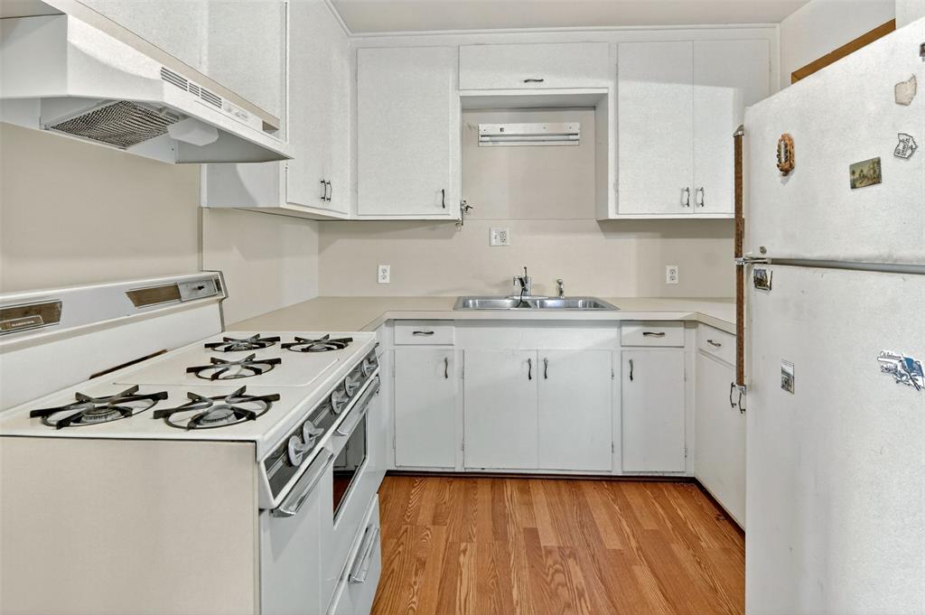 1224 S Brazos Street