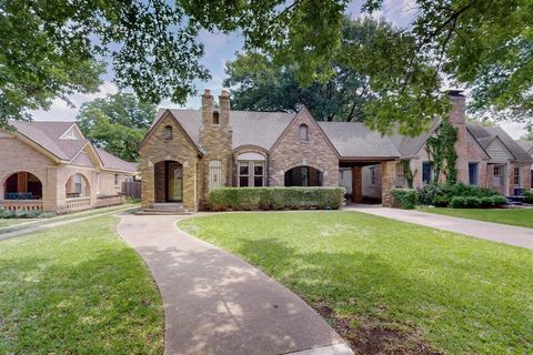 1022 N Edgefield Avenue Dallas TX 75208