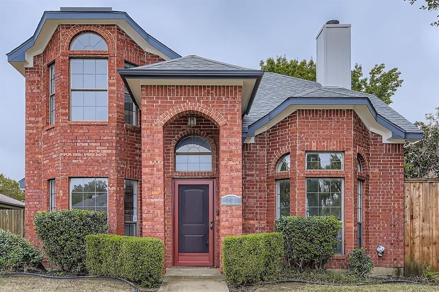 Discover an exceptional opportunity in Summer Place—No HOA and top-rated Coppell ISD! This warm and welcoming 3-bedroom, 2.5-bath home features a versatile layout with two generous living areas, soaring vaulted ceilings, and a light-filled kitchen with a charming breakfast nook overlooking the private fenced backyard. Unwind by the cozy corner fireplace in the front living room, then escape to the peaceful primary suite complete with an updated ensuite boasting a separate shower and luxurious jetted tub. Perfectly situated just minutes from schools, parks, shopping, dining, major highways, and a quick drive to DFW Airport, this home offers the ideal blend of comfort, convenience, and an unbeatable location—a must-see for your next move!