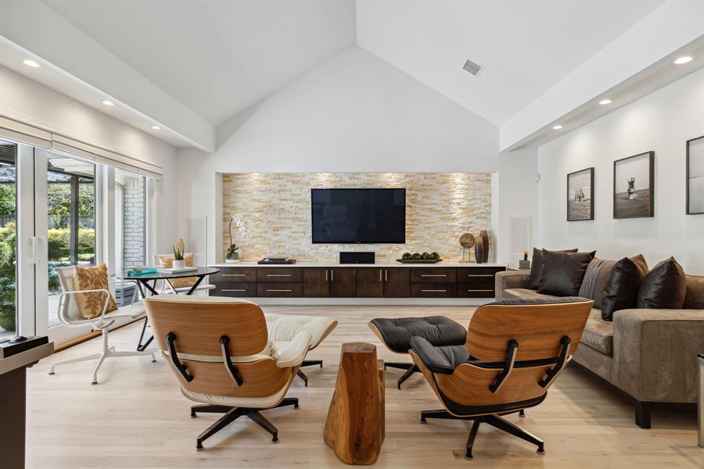 Northhaven Manor - Residential