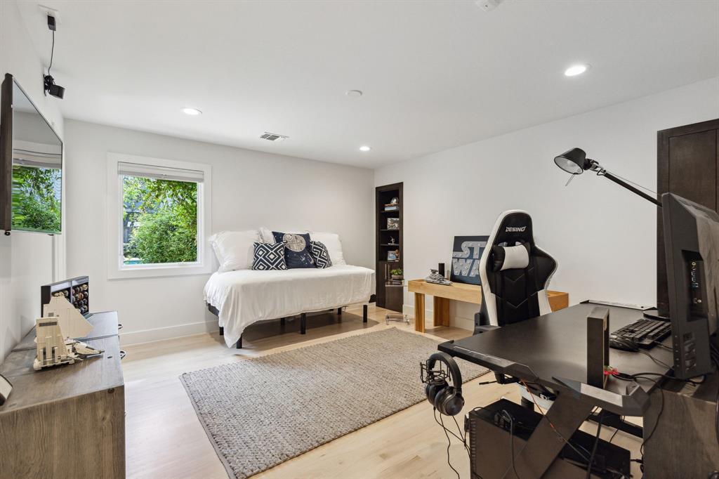 Northhaven Manor - Residential