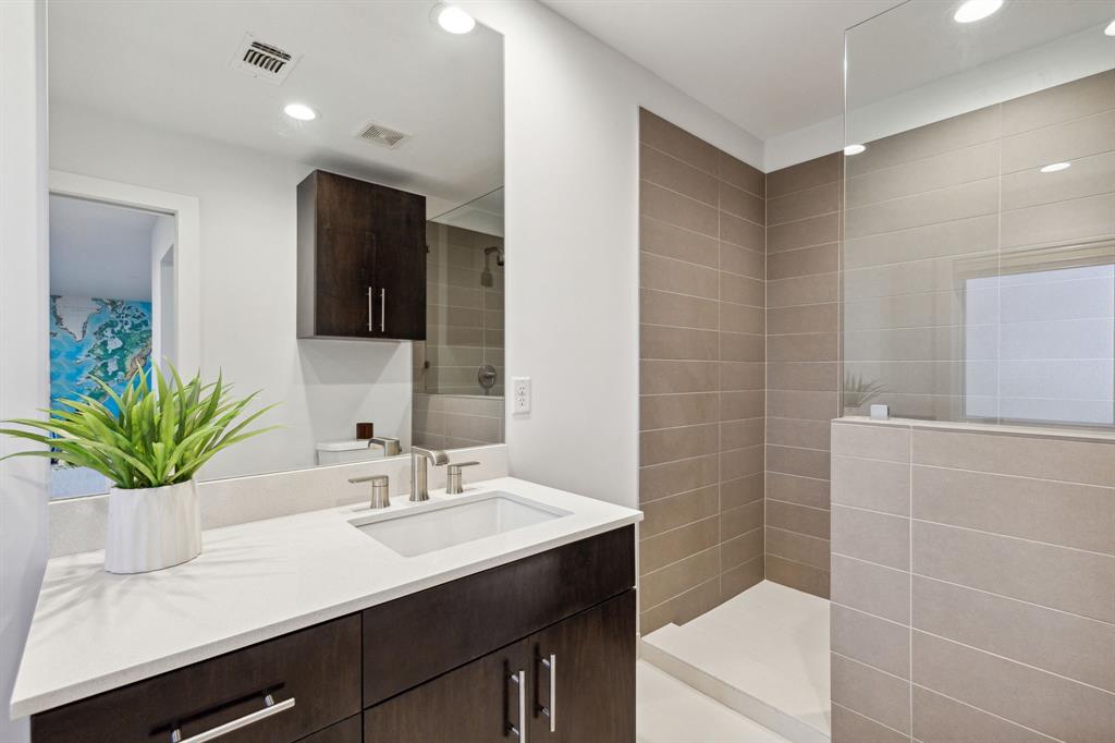 Northhaven Manor - Residential