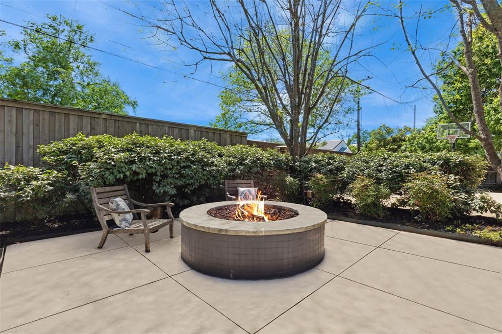 Northhaven Manor - Residential