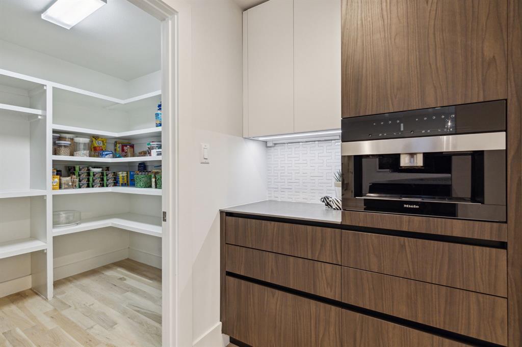 Northhaven Manor - Residential