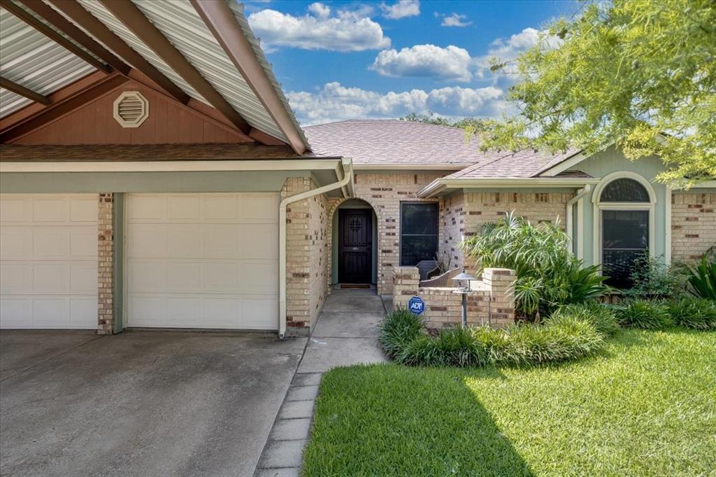 Photo of 1145 W Hills Terrace, Saginaw, TX 76179 (MLS # 21346376)