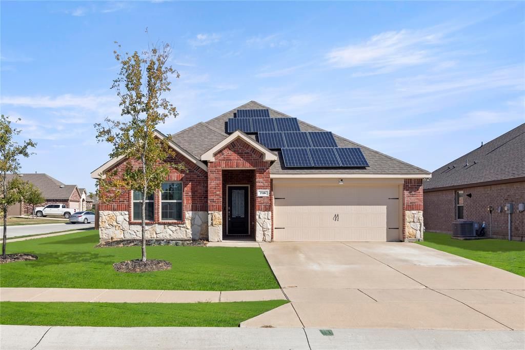 Photo of 716 Rawhide Way, Princeton, TX 75407 (MLS # 21193458)