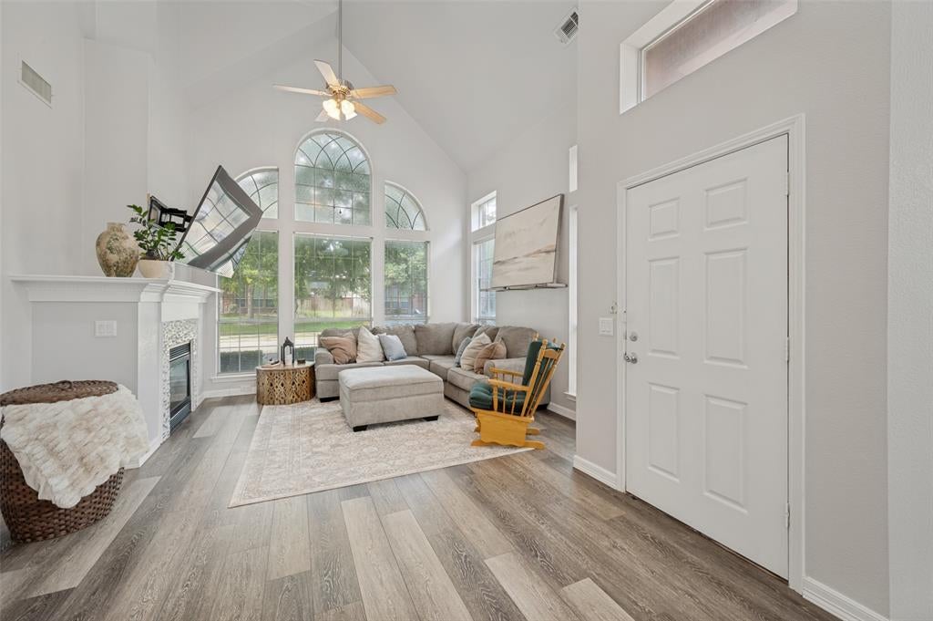 11265 Fountainbridge Drive