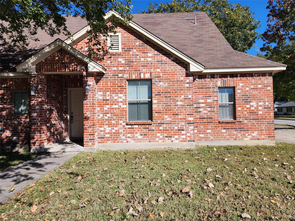Benbrook Estates Add - Residential Lease
