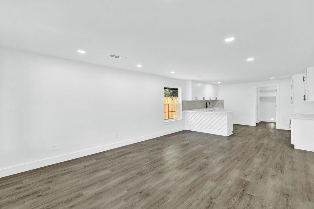 Sunshine Hill - Residential