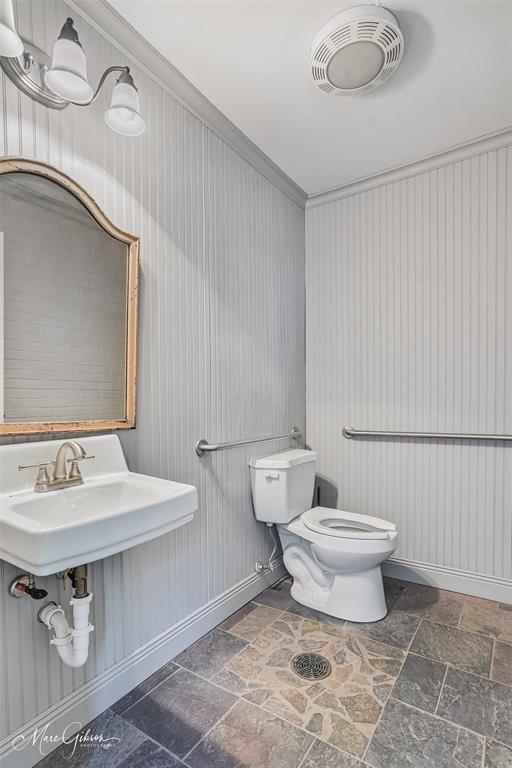 Thornhill Sub - Commercial Sale