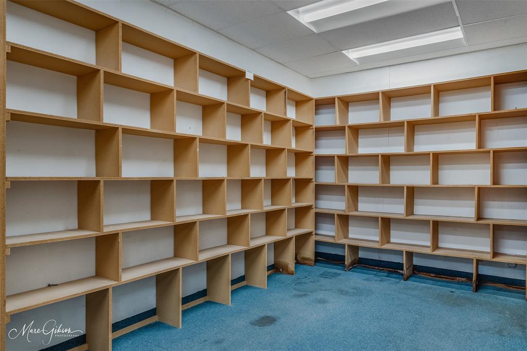 Thornhill Sub - Commercial Sale