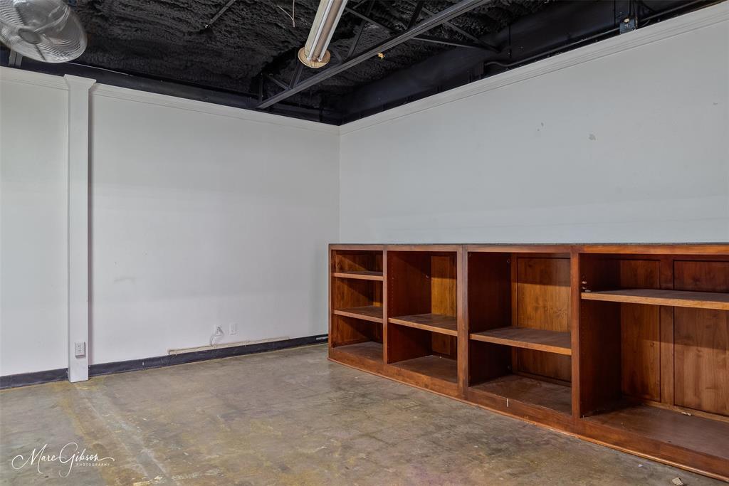 Thornhill Sub - Commercial Sale