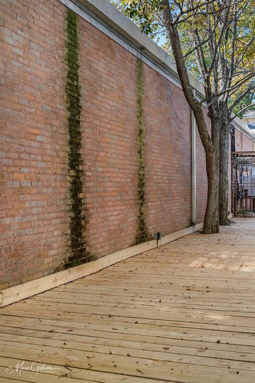 Thornhill Sub - Commercial Sale