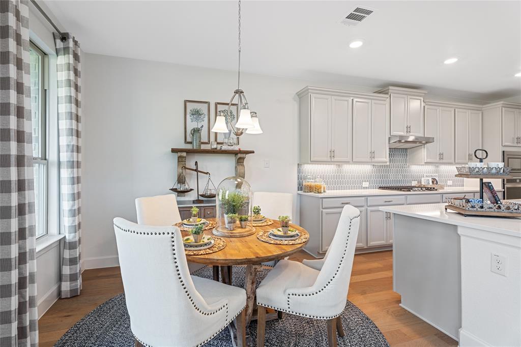 3504 Shining Light Court