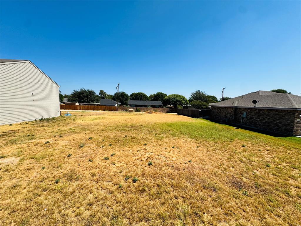 2100 Brooke Lane