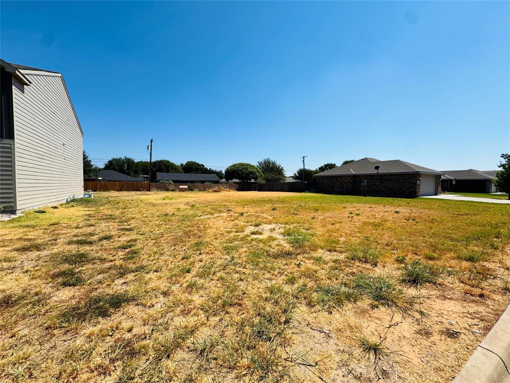 2100 Brooke Lane