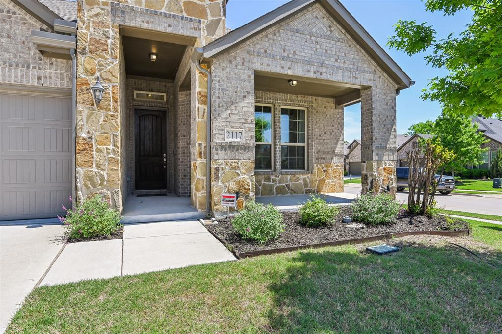 2117 Lake Moss Lane
