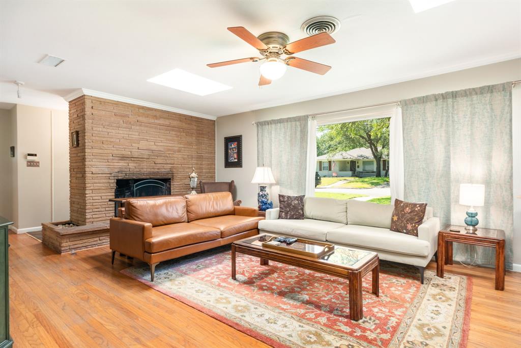 Mockingbird Hill Rev - Residential Lease