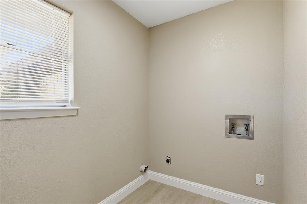 GREEN MEADOWS - Residential