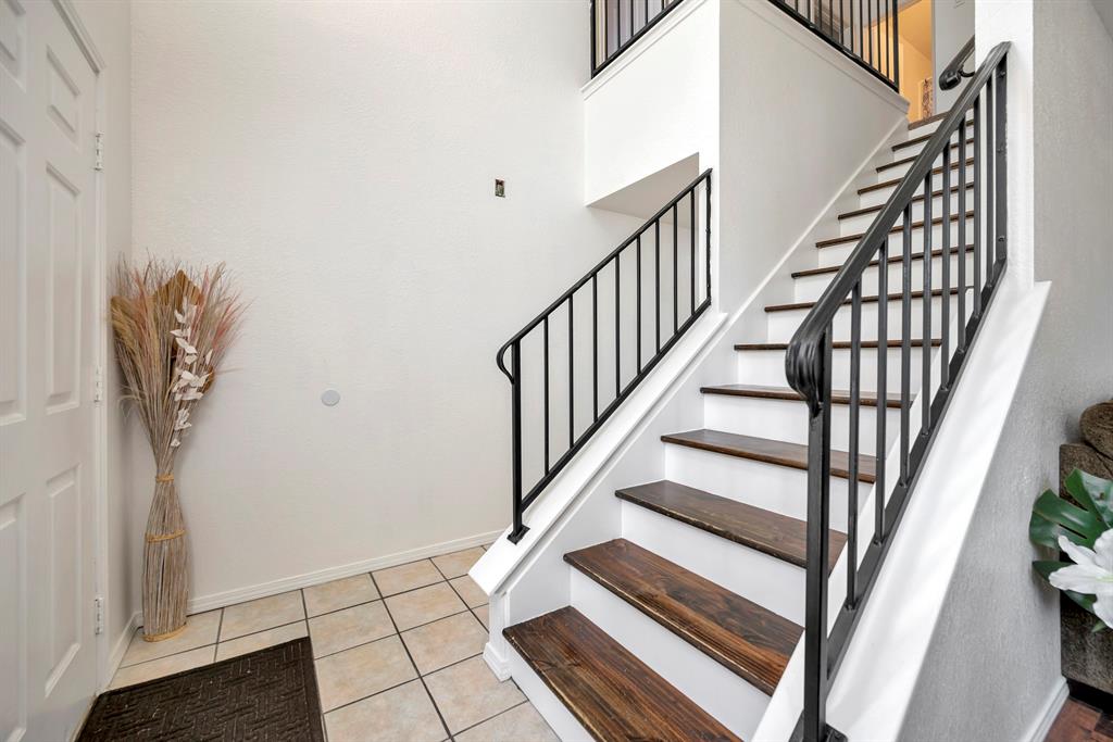 1213 Nicole Way