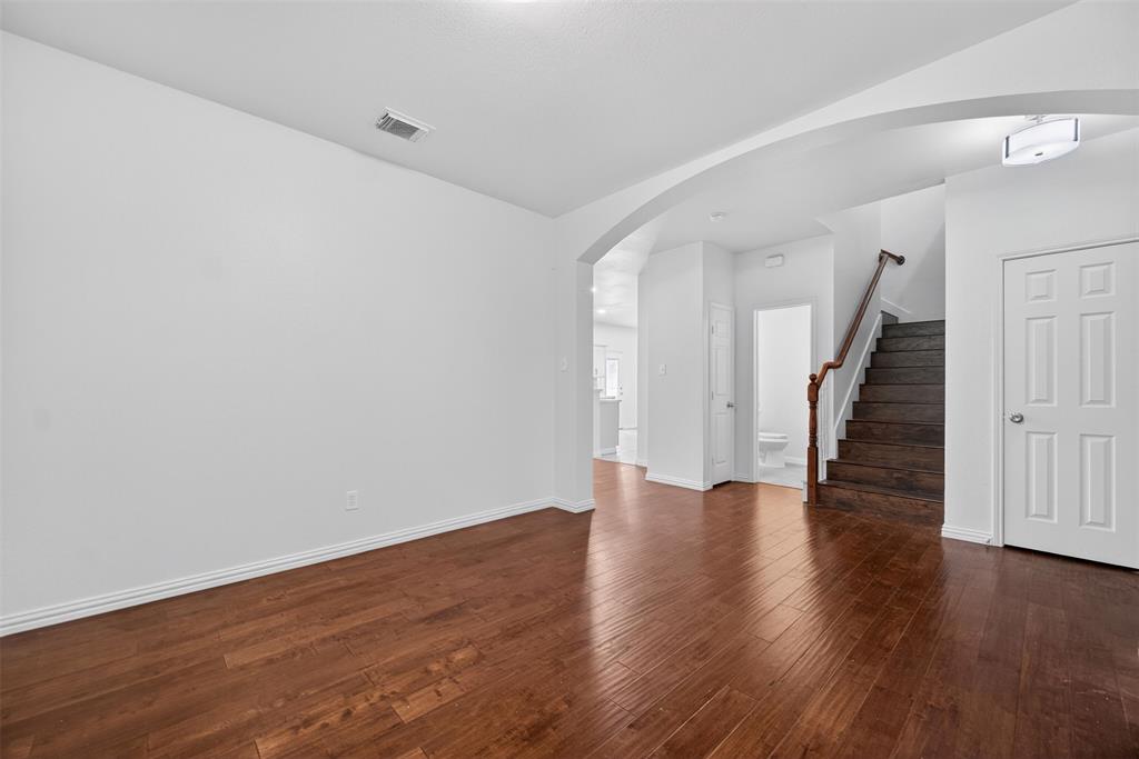 1060 Westbrook Court