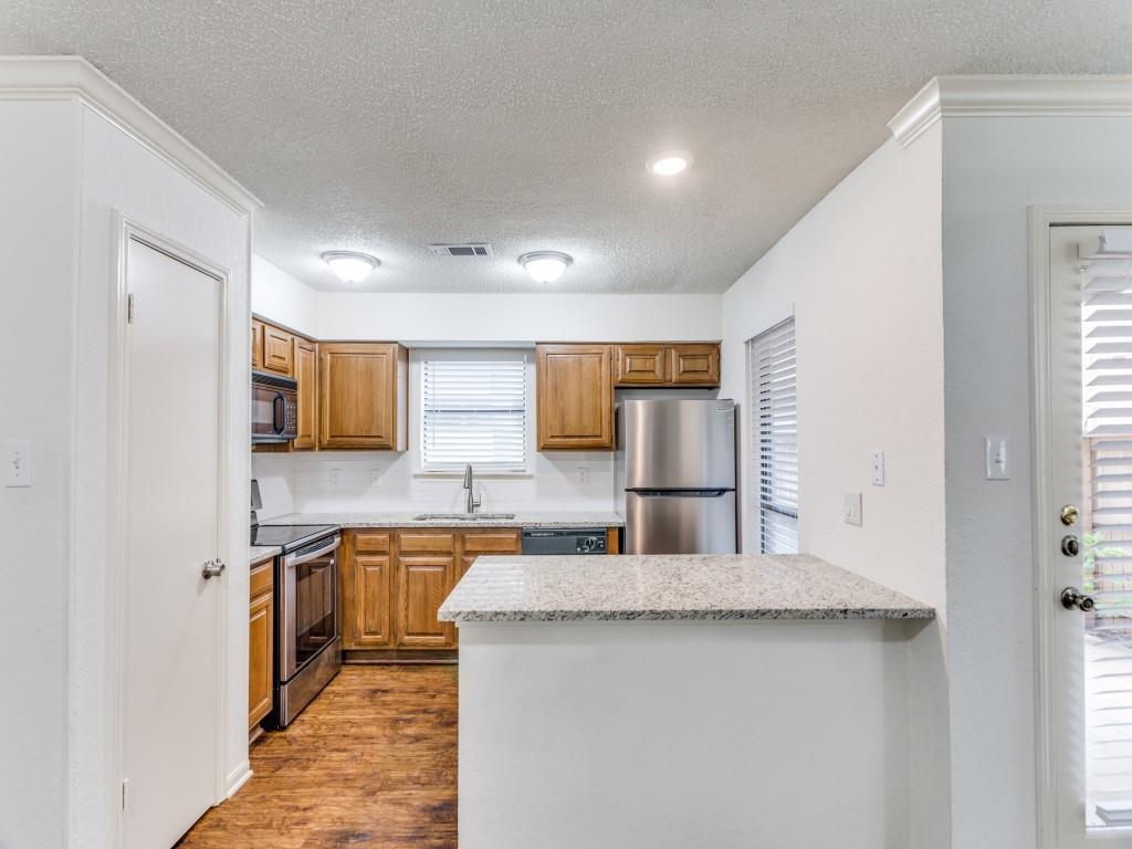 Arlington, Texas 76011, United States, 1 Bedroom Bedrooms, ,1 BathroomBathrooms,Residential,Active,225517