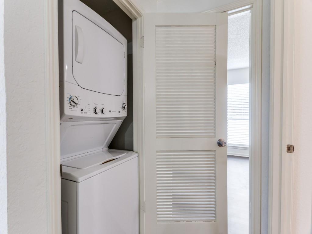 Arlington, Texas 76011, United States, 1 Bedroom Bedrooms, ,1 BathroomBathrooms,Residential,Active,225517