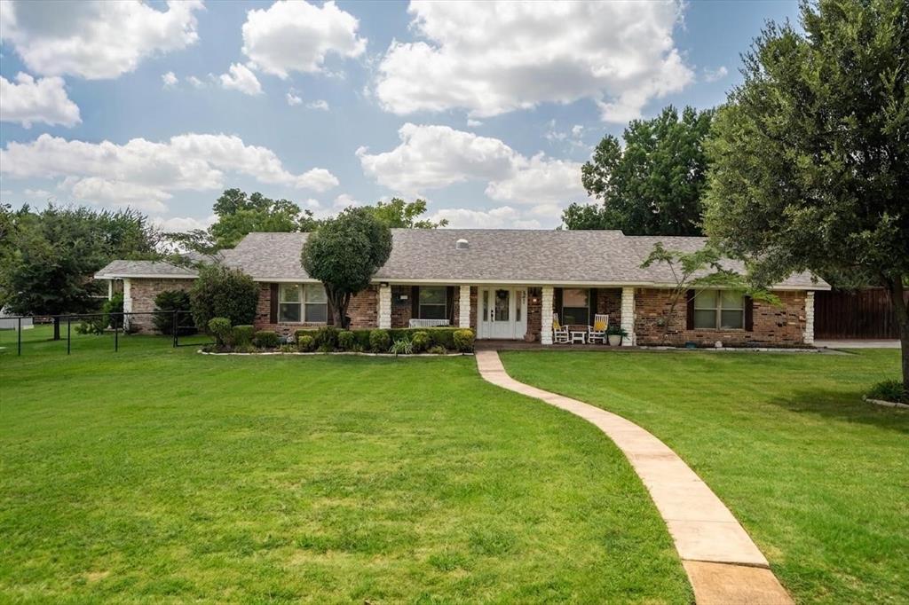 301 Meadow Knoll Drive