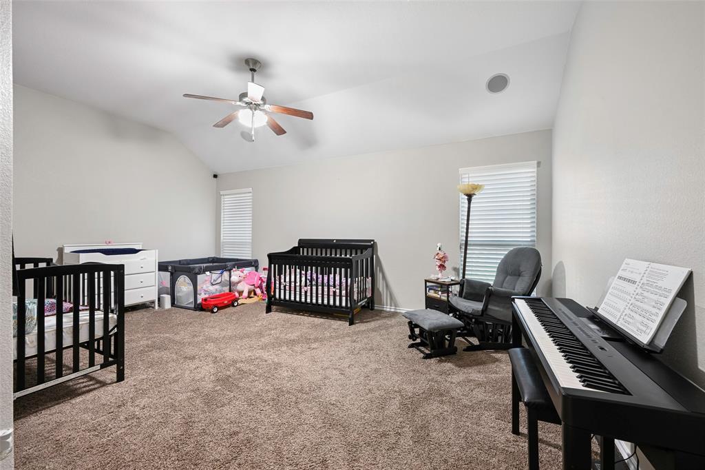 Kingston Mdws Ph 4 - Residential