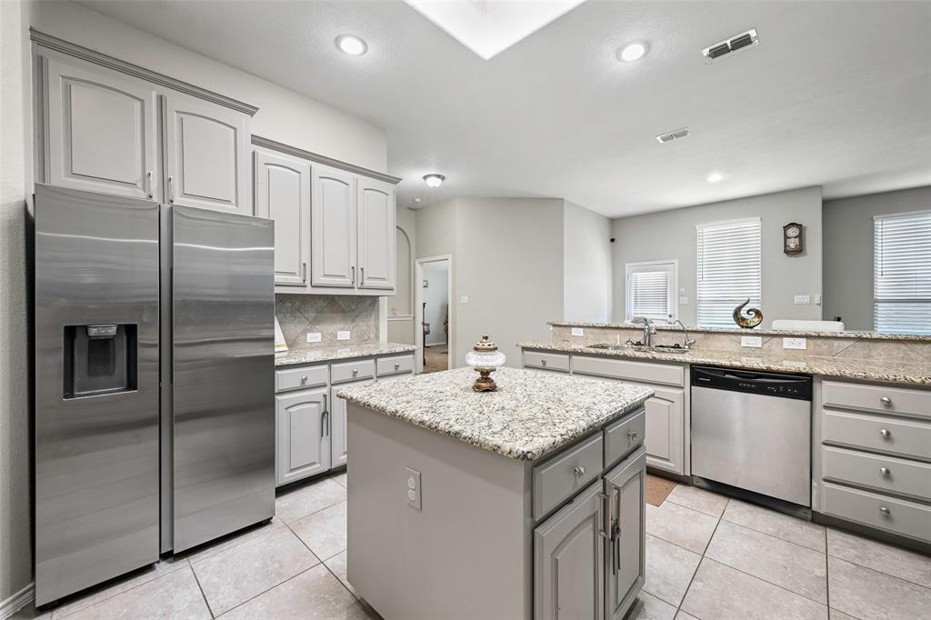 Kingston Mdws Ph 4 - Residential
