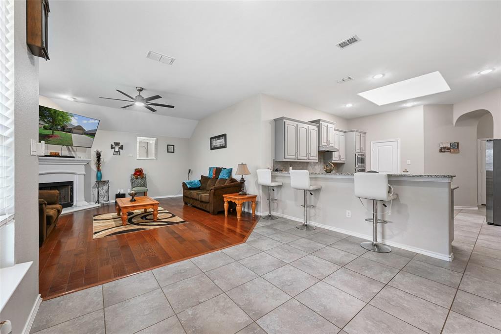 Kingston Mdws Ph 4 - Residential