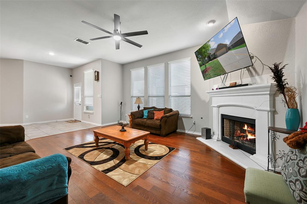 Kingston Mdws Ph 4 - Residential