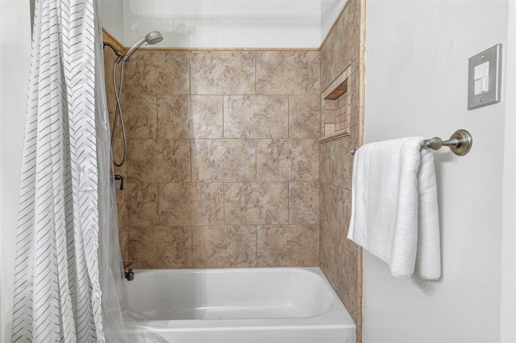 Lochwood Add Instl 04 - Residential