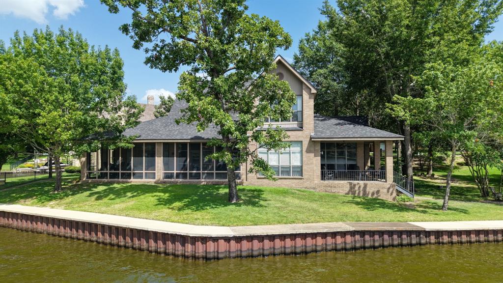 109 Pinehurst Drive