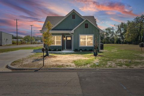 224 Middle Street Sulphur Springs TX 75482