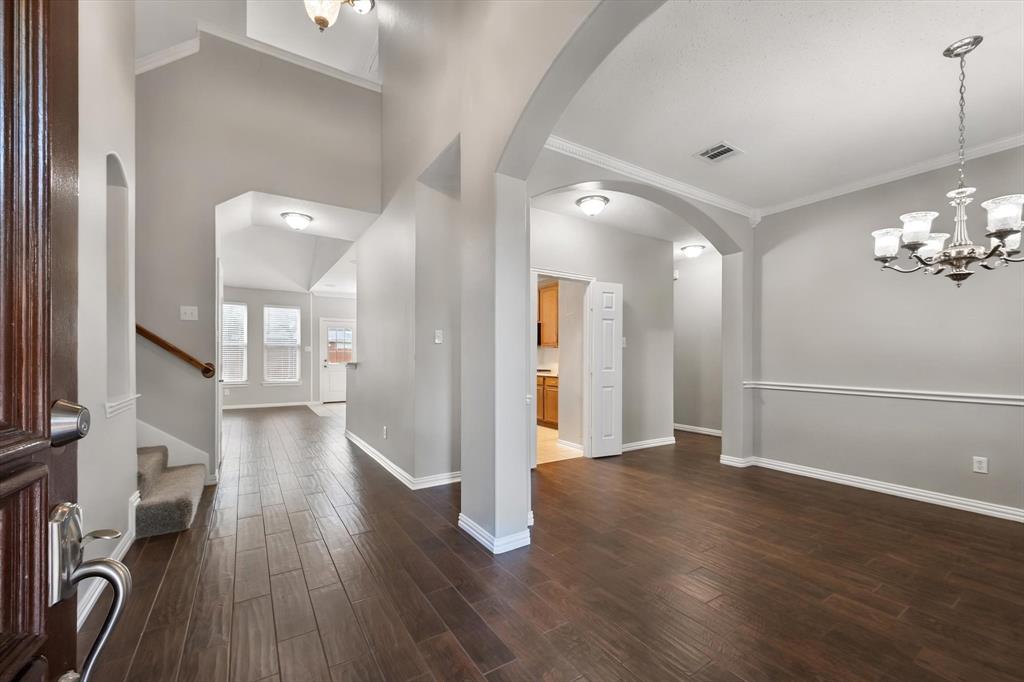1102 Tanglewood Drive