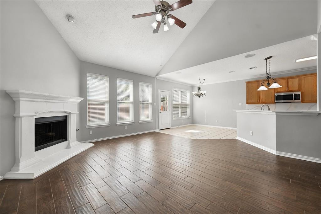 1102 Tanglewood Drive