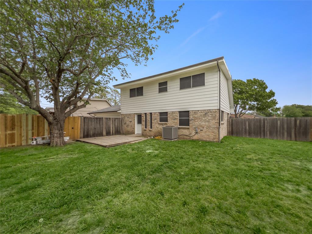 829 Darnel Drive