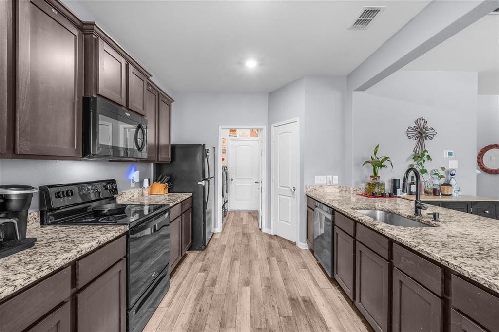 Chisholm Spgs Ph2 - Residential