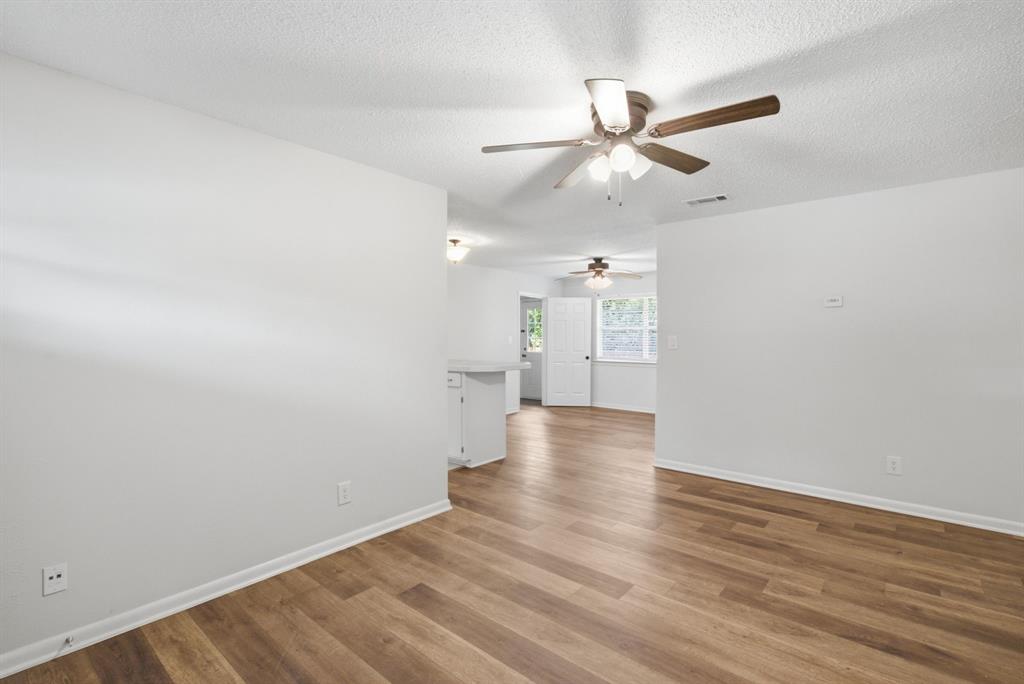 208 Live Oak Lane