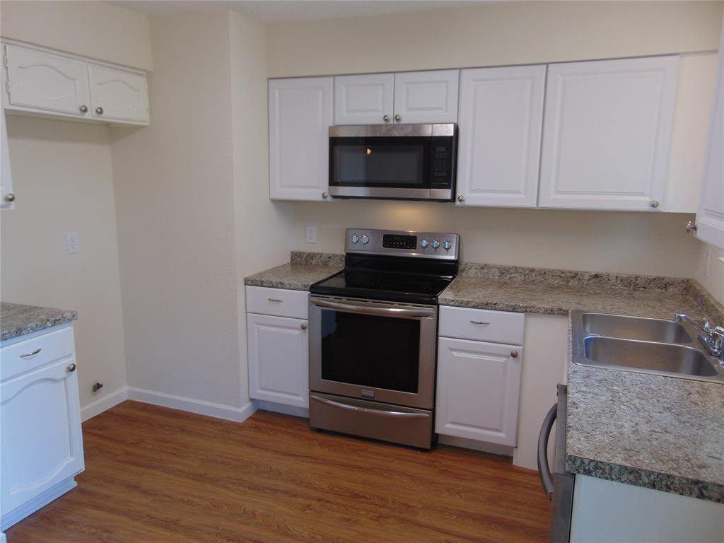 Singing Hills - Residential