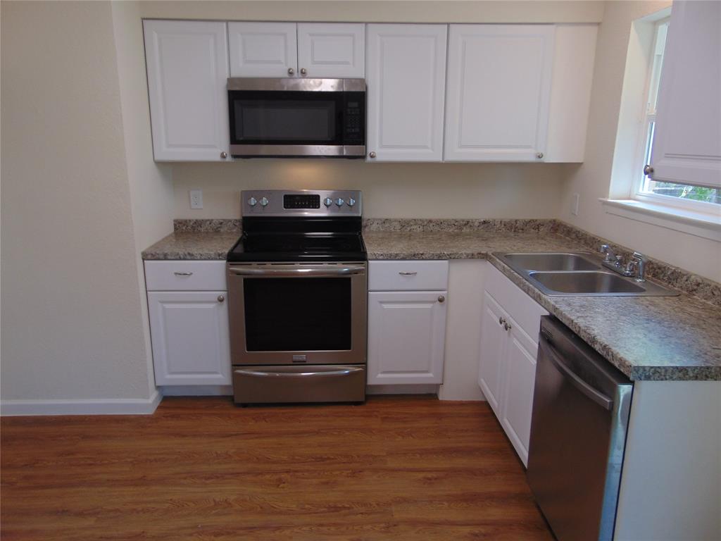 Singing Hills - Residential